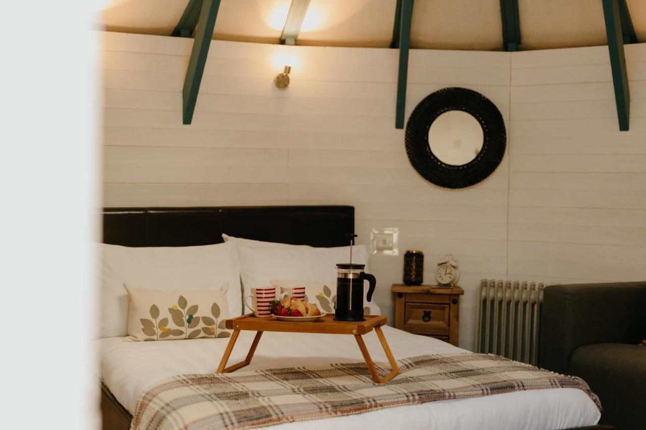 Othery Little England Retreats - Cottage, Yurt And Shepherd Huts المظهر الخارجي الصورة