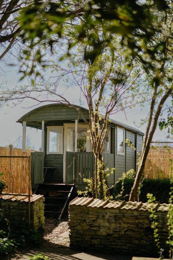 Othery Little England Retreats - Cottage, Yurt And Shepherd Huts المظهر الخارجي الصورة