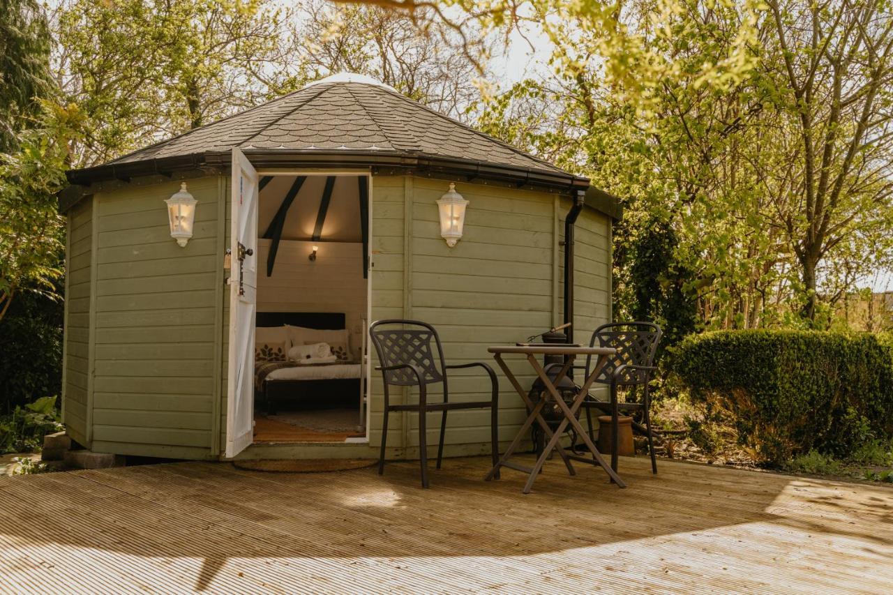Othery Little England Retreats - Cottage, Yurt And Shepherd Huts المظهر الخارجي الصورة